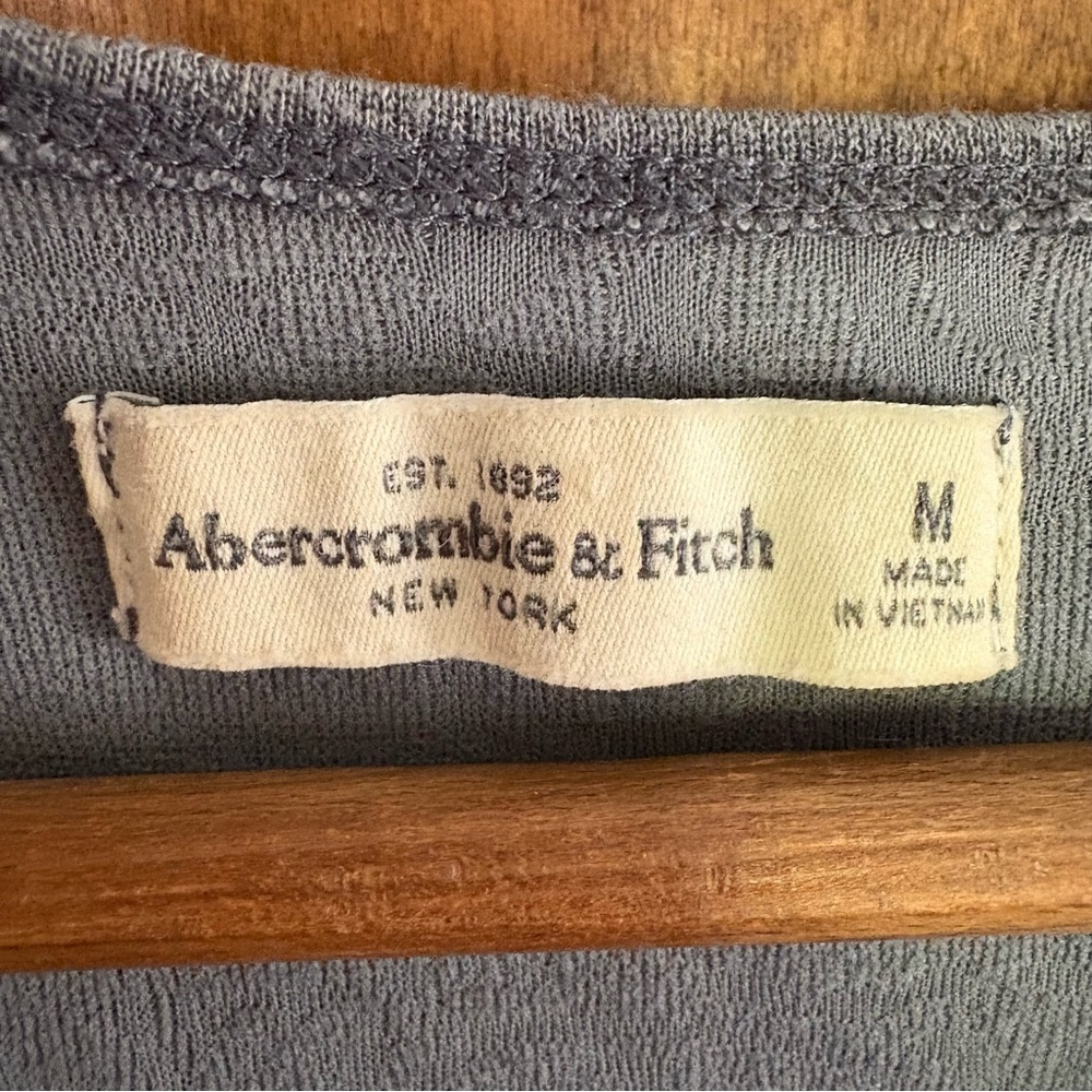Abercrombie & Fitch Vintage Y2K Gray Textured Knit Long Sleeve Top Floral Preppy - Picture 11 of 11